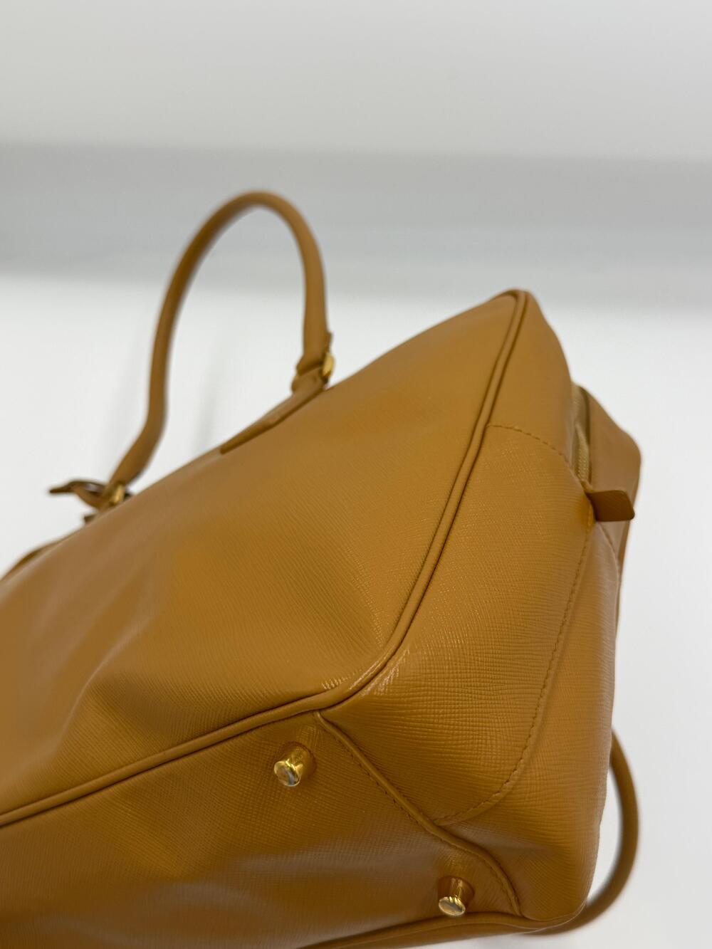 Prada Saffiano Boston - Picture 7 of 14